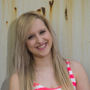Nicole aus Altenstadt