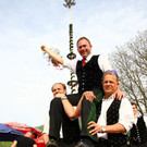 normal_01052013fmt_maibaumstehtels_ta_008.JPG
