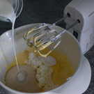 08 Gib Topfen_ Zucker_ Vanillezucker und Milch zum QimiQ____JPG-1367508379