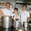 K__chenparty im Adler mit J__rgen und Marlies Hirschb__hl sowie Sabine Wentz__jpg-1367589036