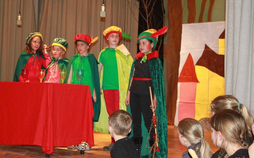 Volksschule Theater Englisch 2013 _26__jpg-1367650655