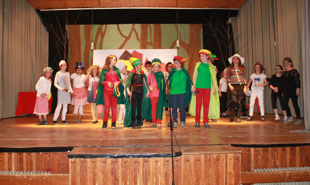 Volksschule Theater Englisch 2013 _30__jpg-1367650680