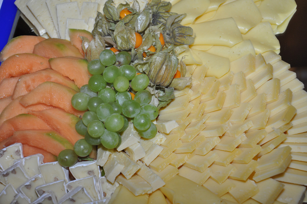 buffet1_jpg-1367748137