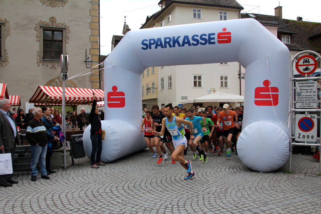 BK_Aelpelelauf_Start_Sparkassenplatz_2013 14_jpg-1367789510
