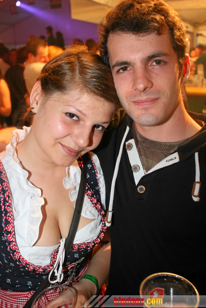 12841245.jpg