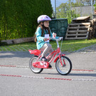 Radhelmspielefest 052 Sila schafft den Hindernisparcours_JPG-1367916870