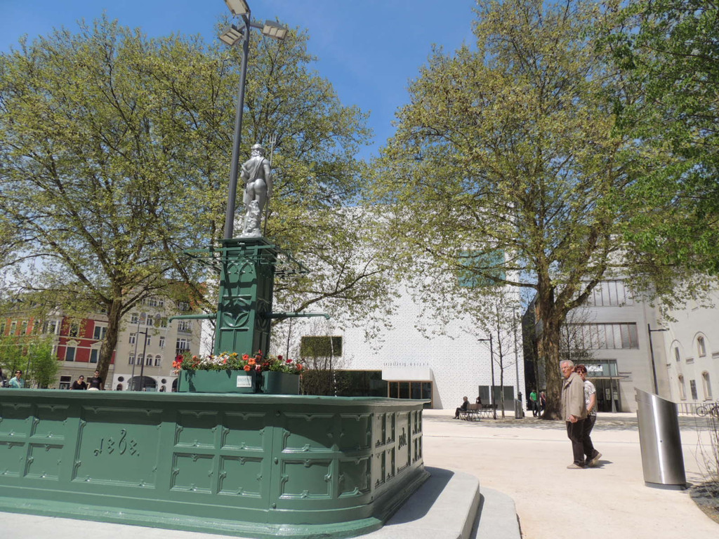 DSCN9945_JPG-1368135413