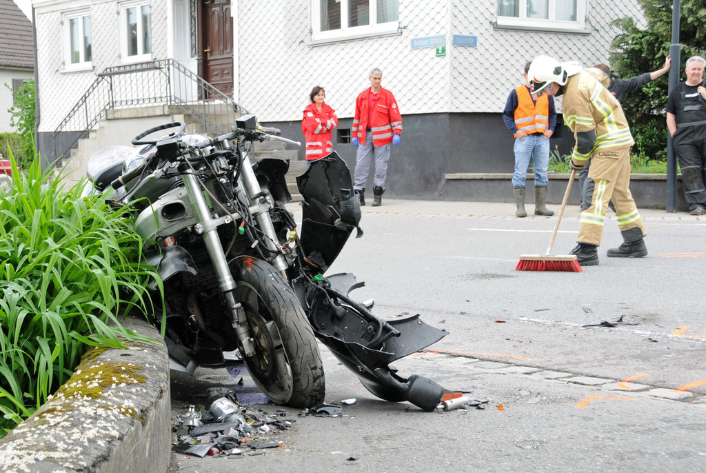 Unfall H__chst 11-05-2013 23_jpg-1368282564