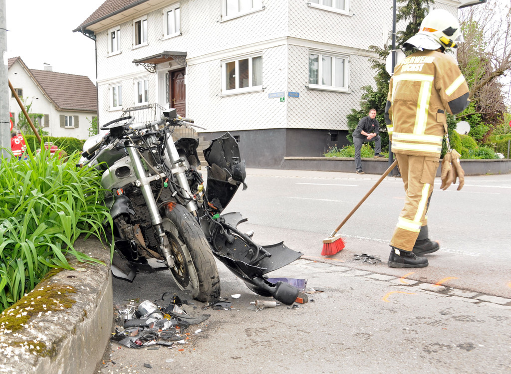 Unfall H__chst 11-05-2013 43_jpg-1368282624