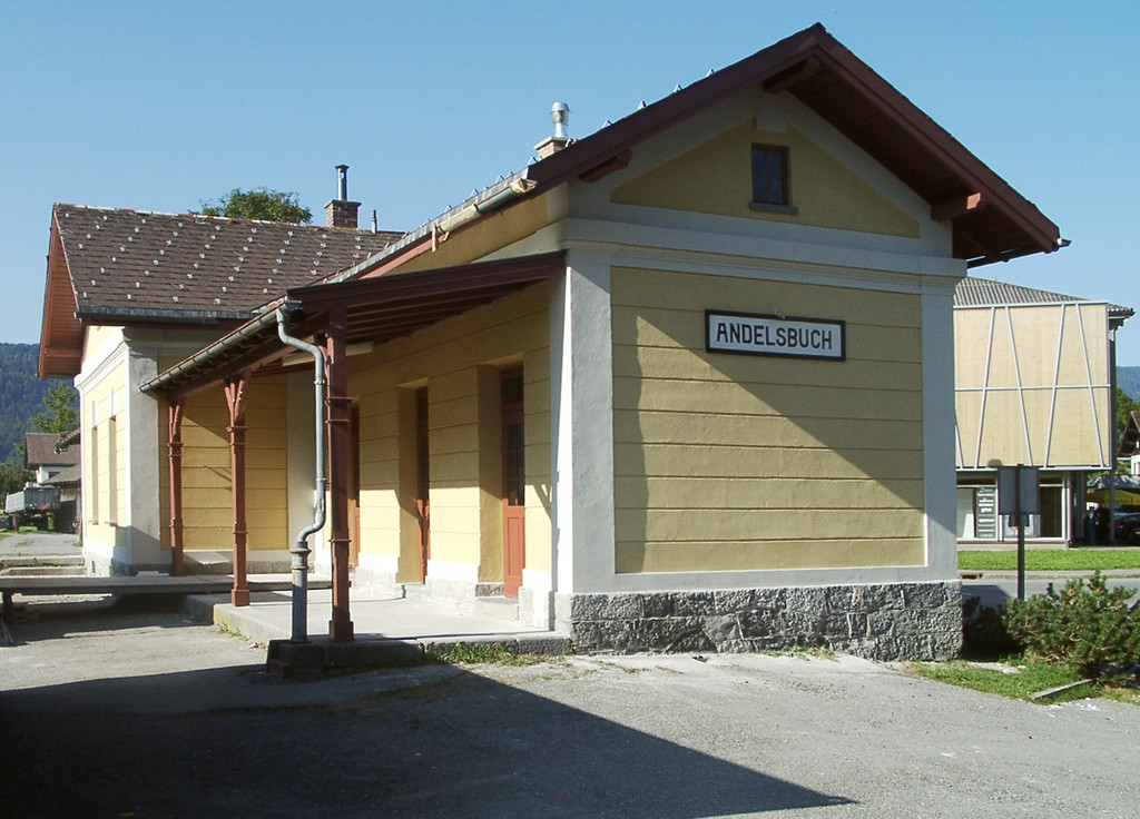 bahnhof_jpg-1368373072