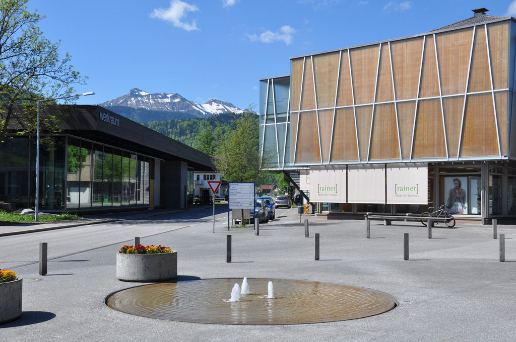 dorfplatz_jpg-1368386286