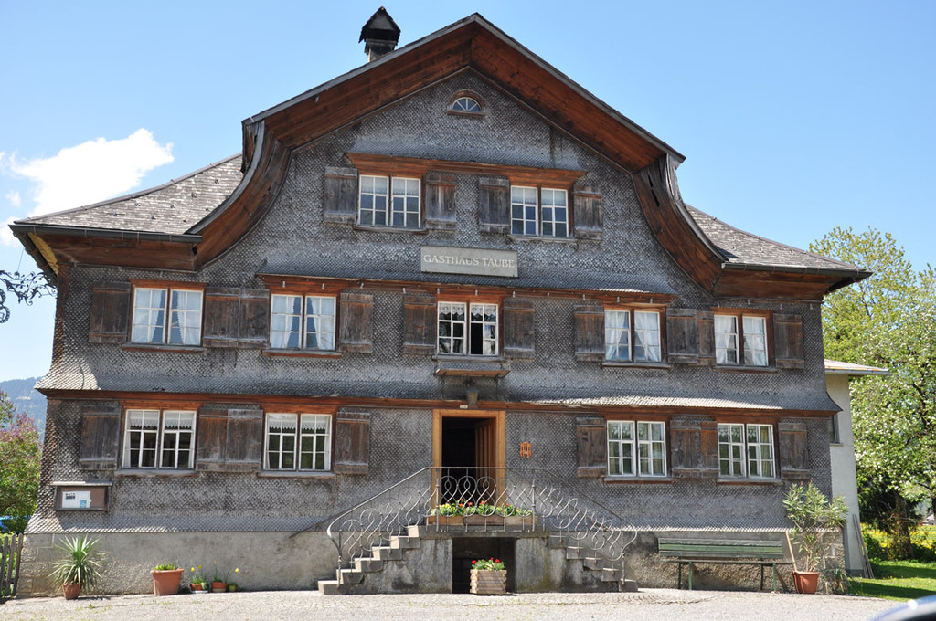 taube_jpg-1368386270