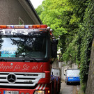 Lkw prallt in Hausmauer