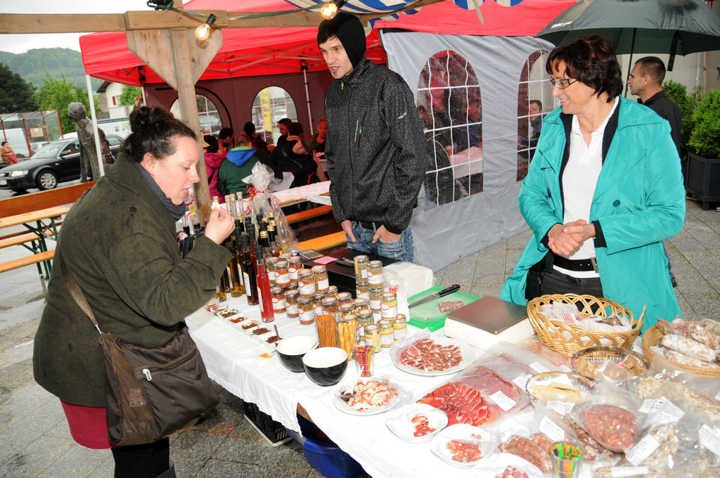 Abendmarkt H__chst 11-05-2013 46_jpg-1368452027