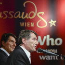 Udo Jürgens und sein Double im Wiener Madame Tussauds