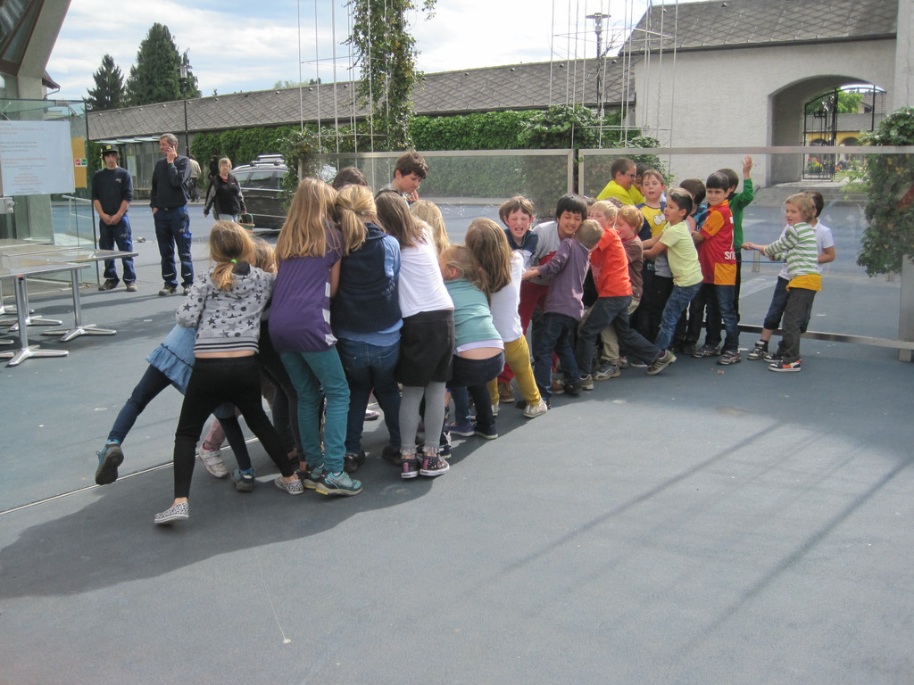 Enkel und Schulklassen 107_JPG-1368706978