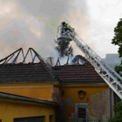 Alarmstufe 2: Feuer in leerstehender Villa in Wien-Döbling
