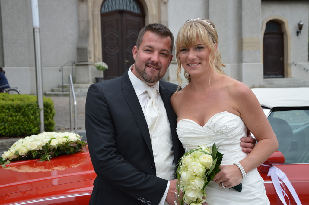 Hochzeit H__chst_ M__dchen mit Pferd 014_JPG-1368867925