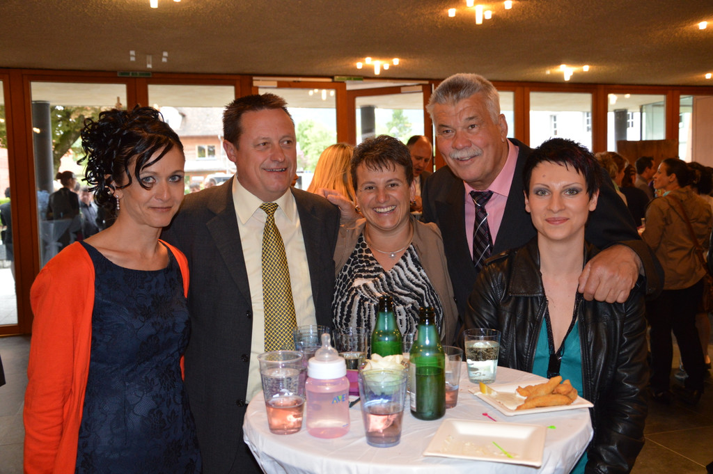 Hochzeit H__chst_ M__dchen mit Pferd 037_JPG-1368869015