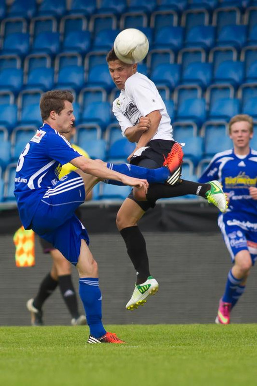 file6a4v1it79hgd3r87og8_jpg-1368952064