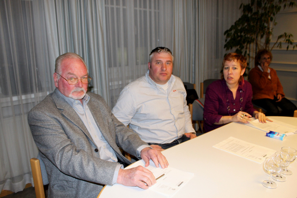 GV Sitzung vor der Wahl _7__jpg-1267629891