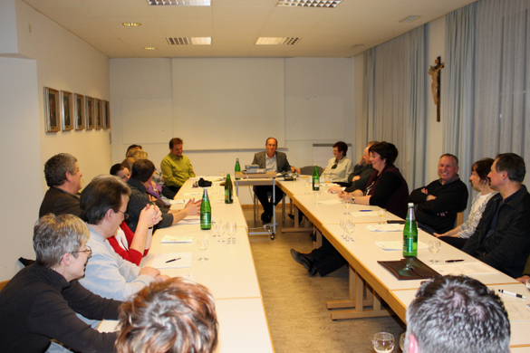 GV Sitzung vor der Wahl _29__jpg-1267630183