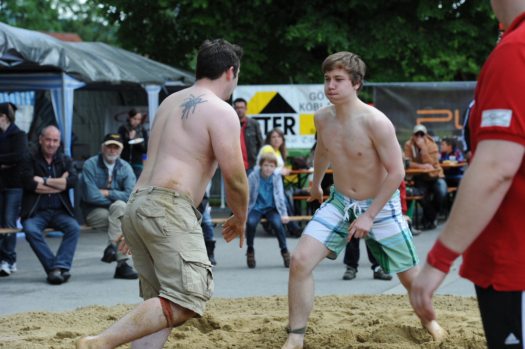 Beach Wrestling093.JPG
