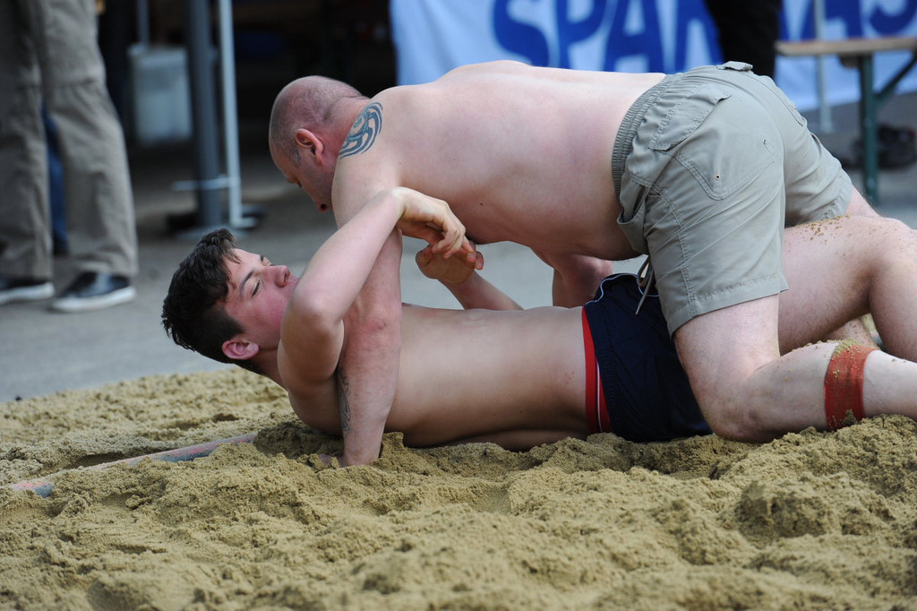 Beach Wrestling139.JPG