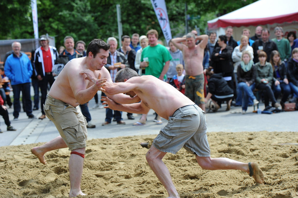 Beach Wrestling146.JPG