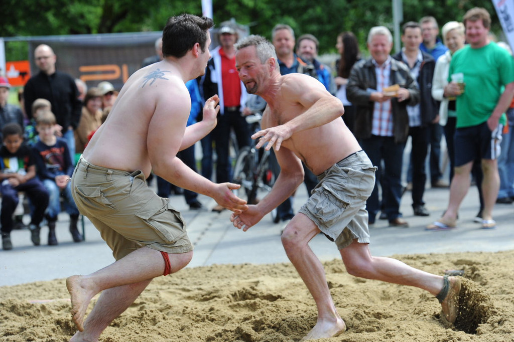 Beach Wrestling148.JPG