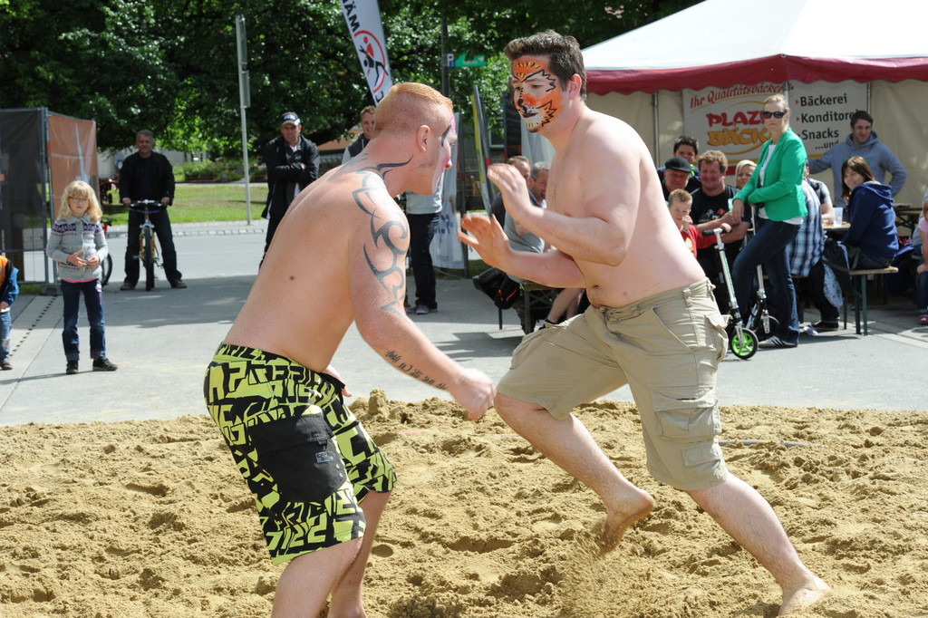 Beach Wrestling211.JPG