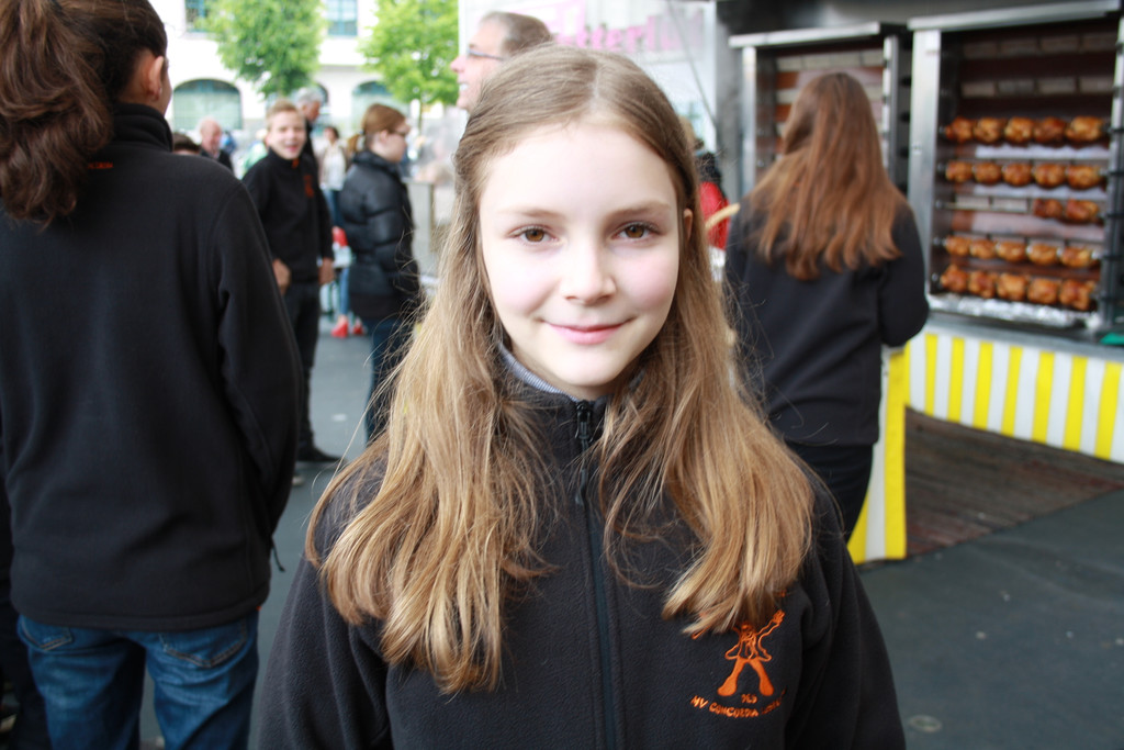 ELISABETH B__SCH IMG_2973.JPG