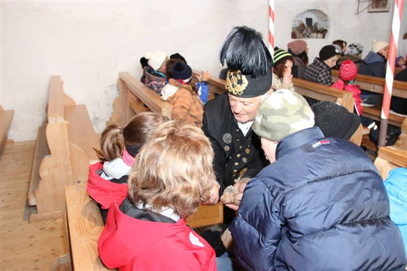 Kinderdorf6_JPG-1369565051