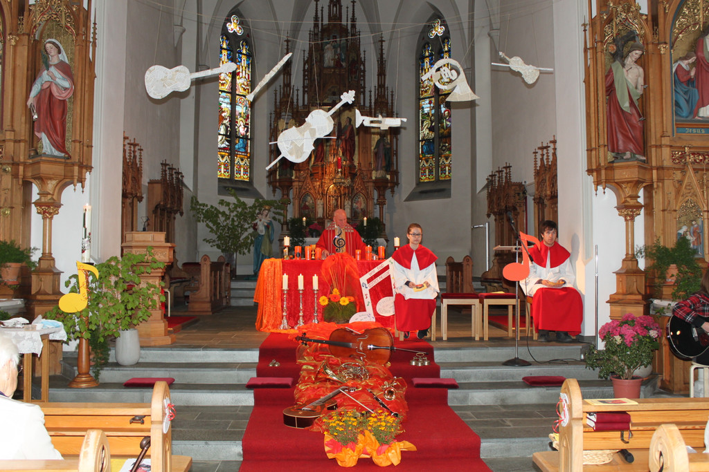 Firmung Fraxern 2013_kam _36__jpg-1369566076