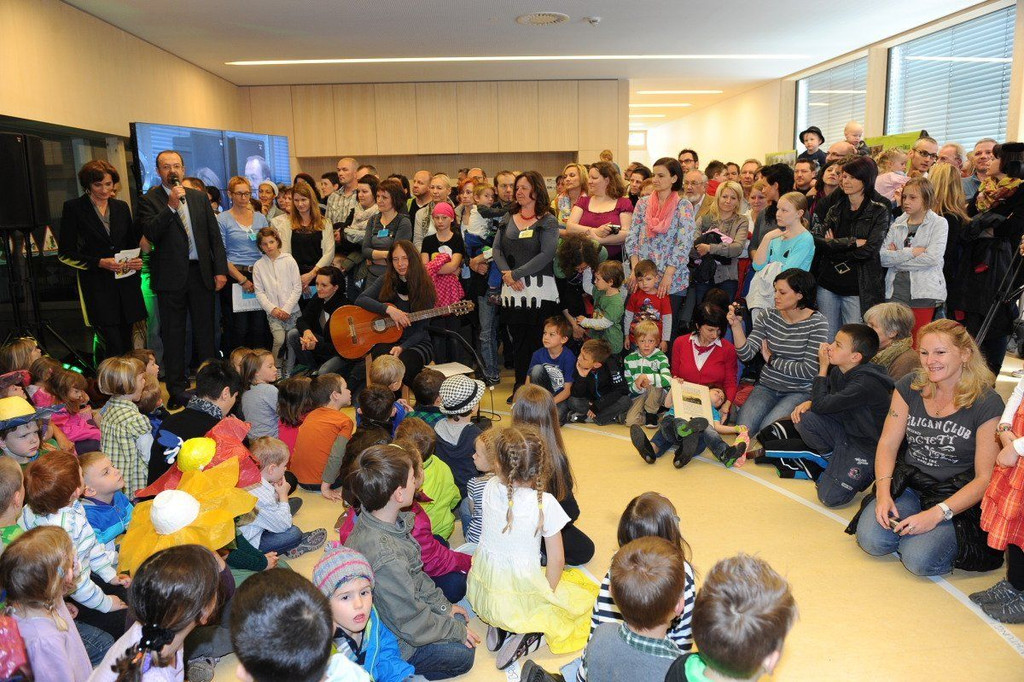 Kindergartener__ffnung039.JPG