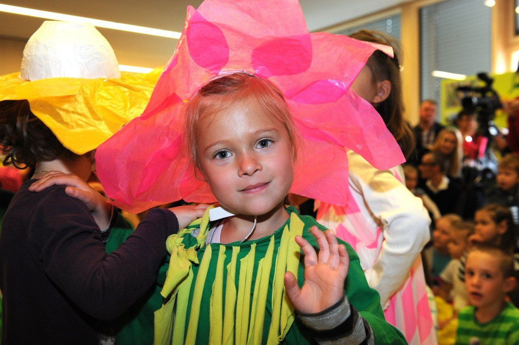 Kindergartener__ffnung125.JPG