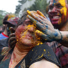So bunt ist das Holi Festival