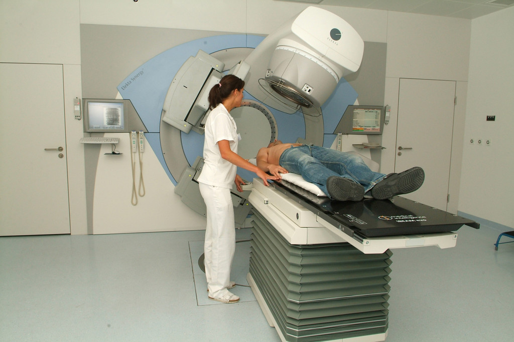 LINAC 2009_jpg-1369635971