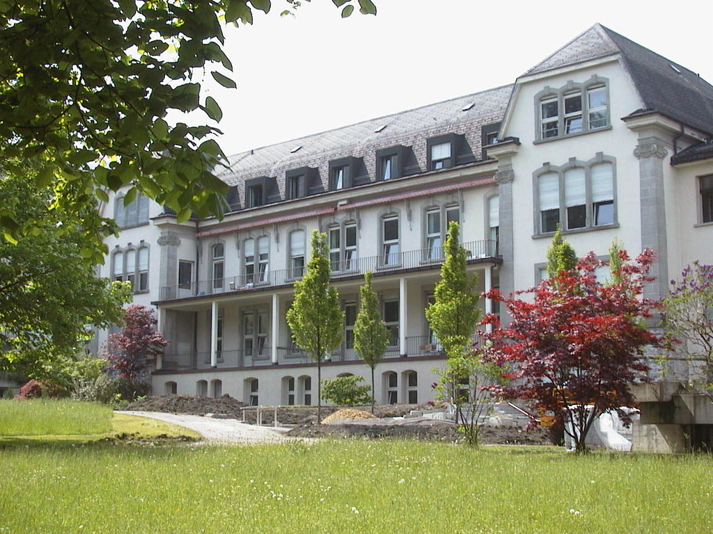 Spital 1a_JPG-1369636033