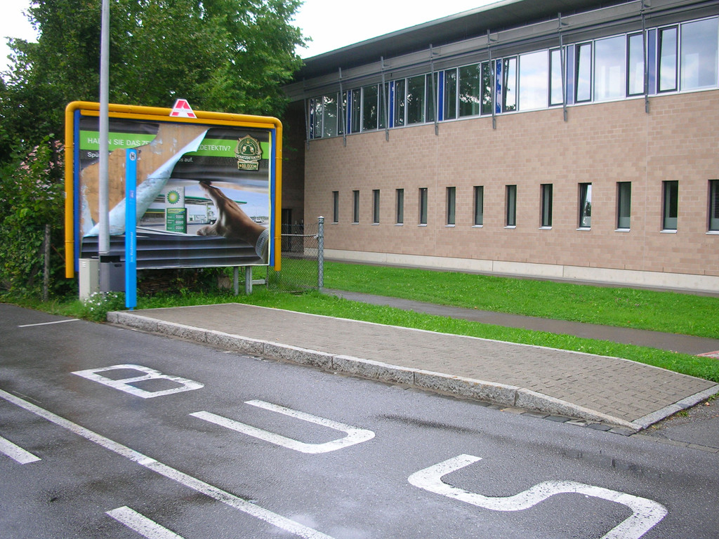 stadtbus_hst_schule_weidach_jpg-1369914302