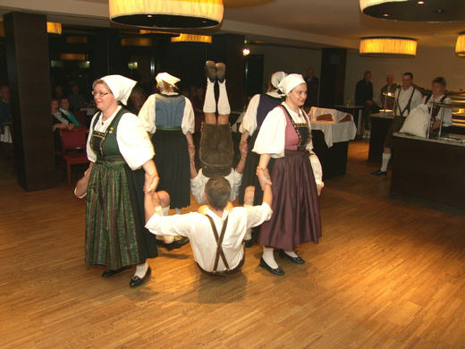 sm_gemeinde_tanz07_JPG-1267865869