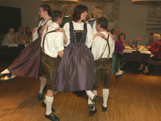 sm_gemeinde_tanz16_JPG-1267865931