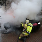 Pkw in Vollbrand