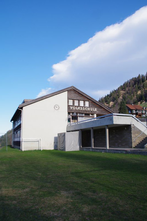volksschule alt_jpg-1370182667