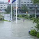 Linz: Donaulände überflutet