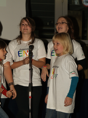 ENJOY7Hohenems singt2_jpg-1267952178