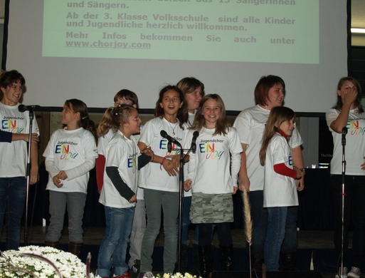 ENJOY5Hohenems singt_jpg-1267952627