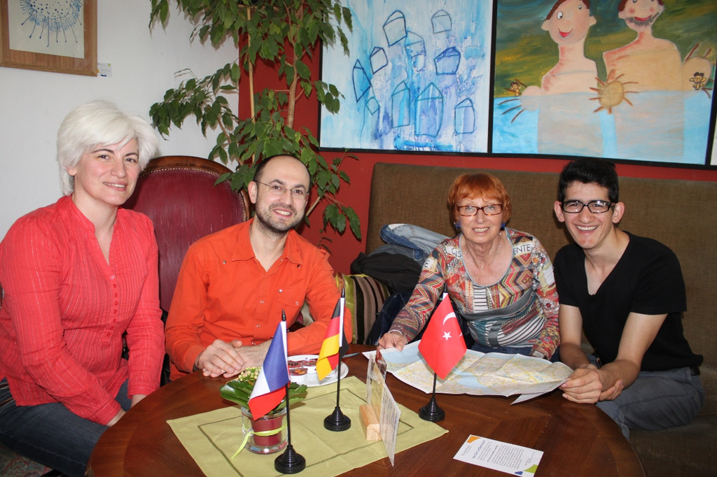 Sprachencafe Symbolfotos 2013 _8__jpg-1370376381