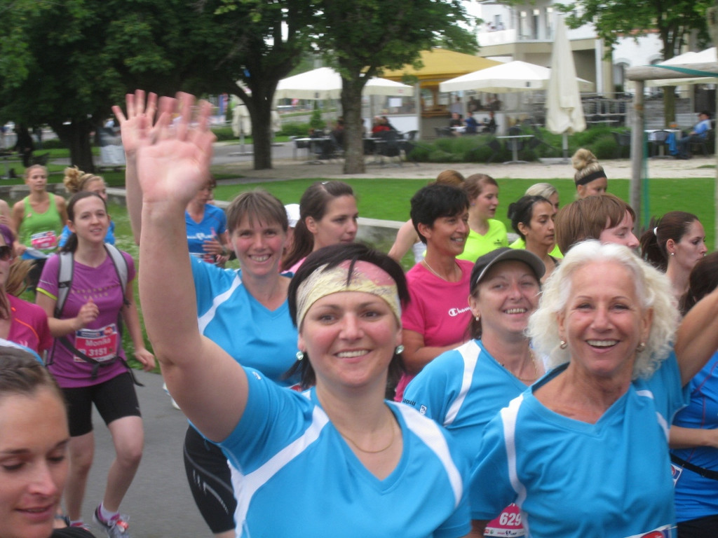 Frauenlauf mit Lochauerinnen 2012 _21__jpg-1370426641