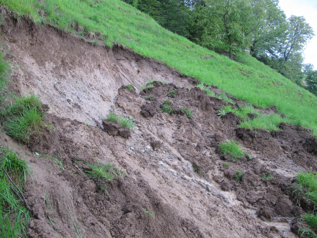 2013-06-02 TE Walgaustra__e Hangrutsch 024_jpg-1370459172